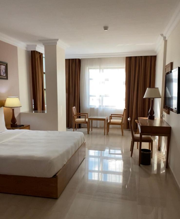 City Center Hotel Mawalih Екстер'єр фото