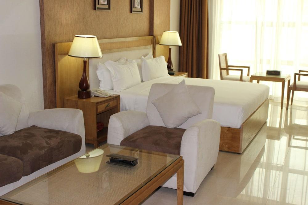 City Center Hotel Mawalih Екстер'єр фото