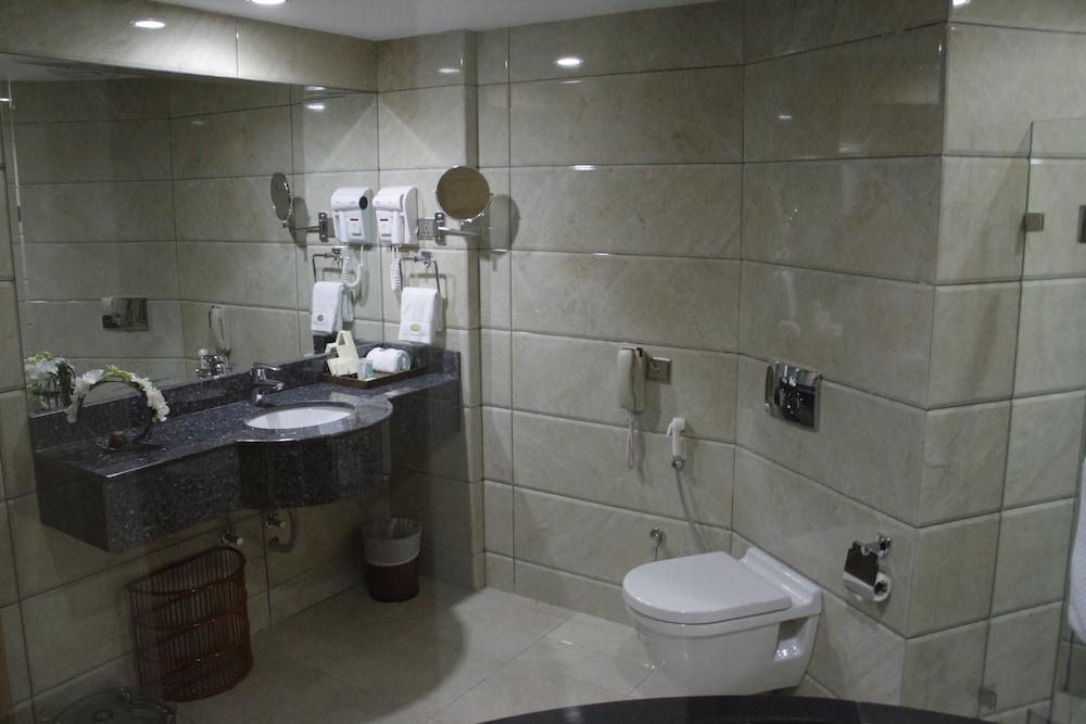 City Center Hotel Mawalih Екстер'єр фото